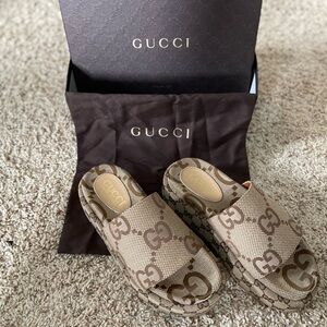 Beige GG Canvas Slides